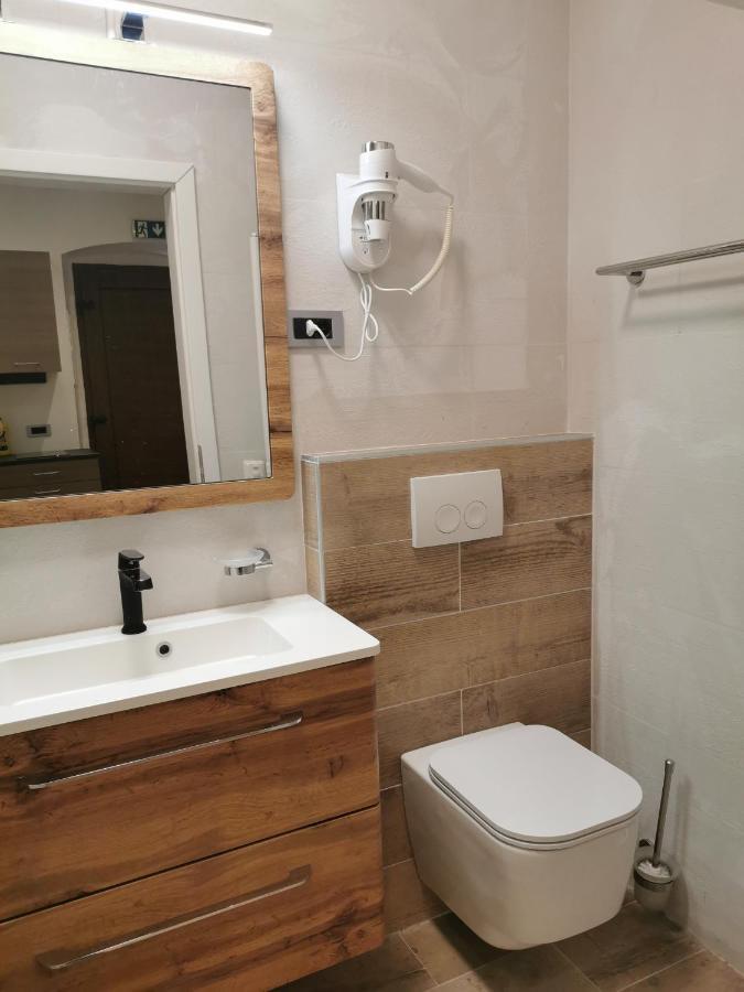 Apartmani Rosa I Linda Rijeka Zewnętrze zdjęcie