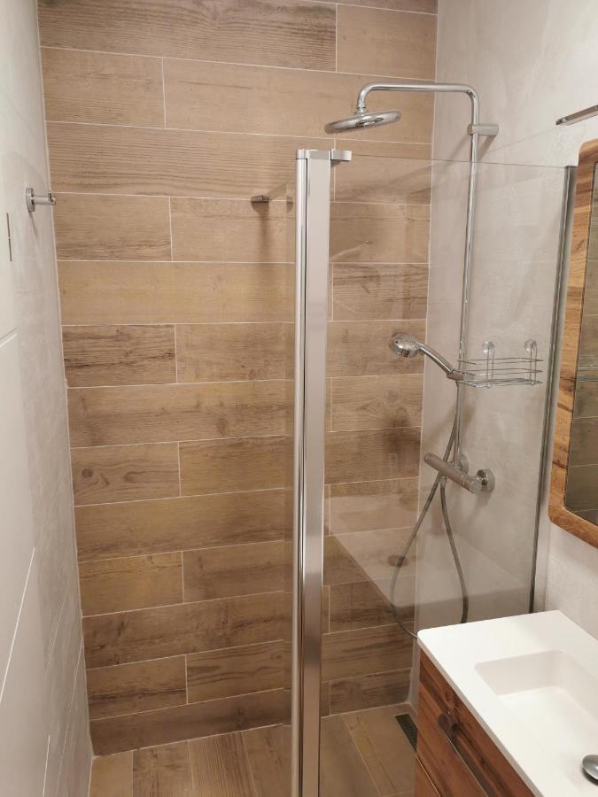 Apartmani Rosa I Linda Rijeka Zewnętrze zdjęcie