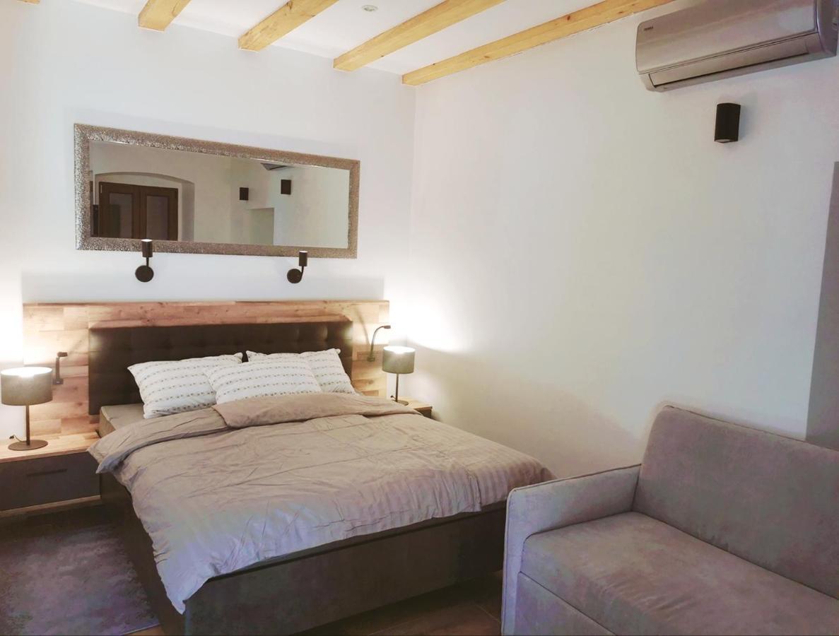 Apartmani Rosa I Linda Rijeka Zewnętrze zdjęcie