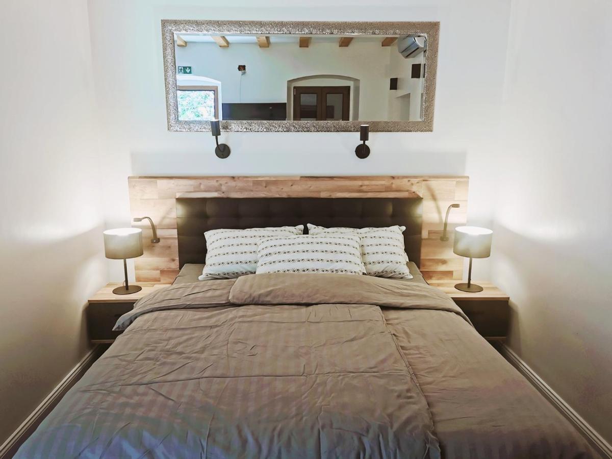Apartmani Rosa I Linda Rijeka Zewnętrze zdjęcie
